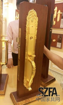2015建博會(huì)：奧珀銅質(zhì)家居指紋鎖填補(bǔ)市場空白