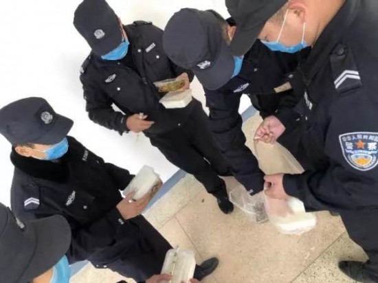 点击打开原图